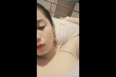 Cewek Sange Cari Pasangan Buat Ngentot